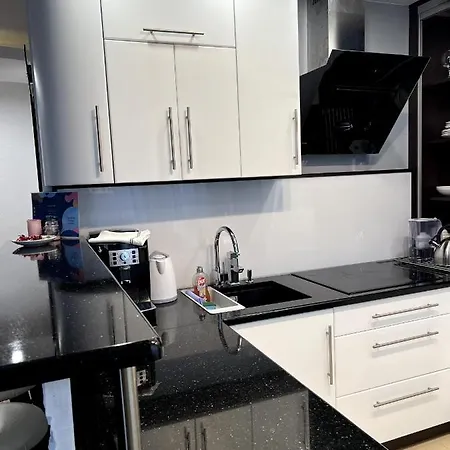 Tuwima 6 Apartment *