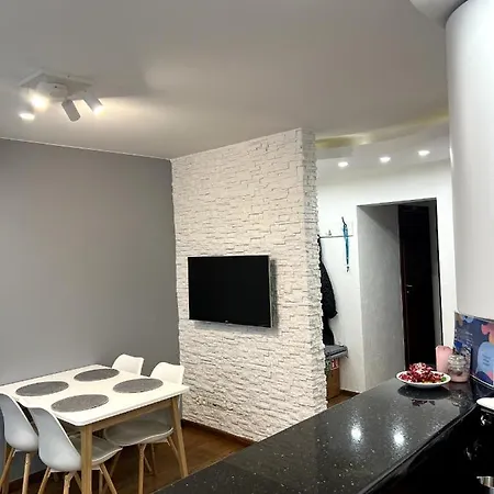 Tuwima 6 Apartment